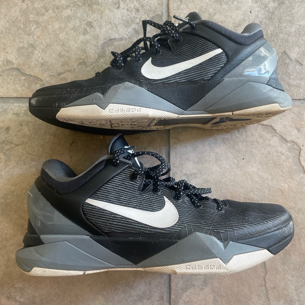 Nike Kobe 7 Black Wolf Grey